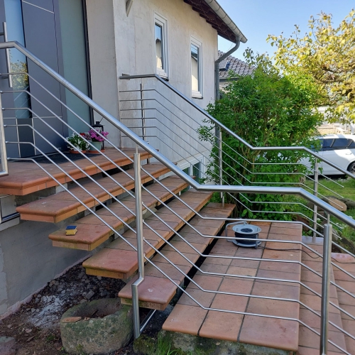 Bau eines Treppengeländers Bau eines Treppengeländers